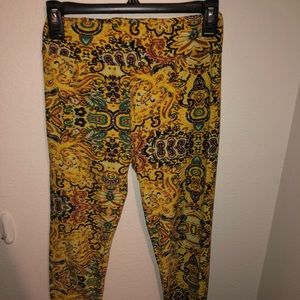 Lularoe yellow floral leggings